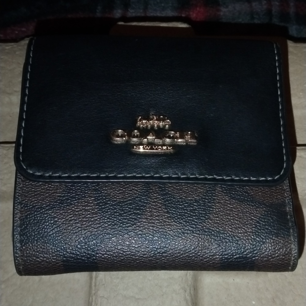 Coach wallet